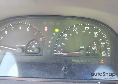 2004 Toyota Camry Le z USA, uszkodzony, nr VIN 4T1BE32KX4U891595